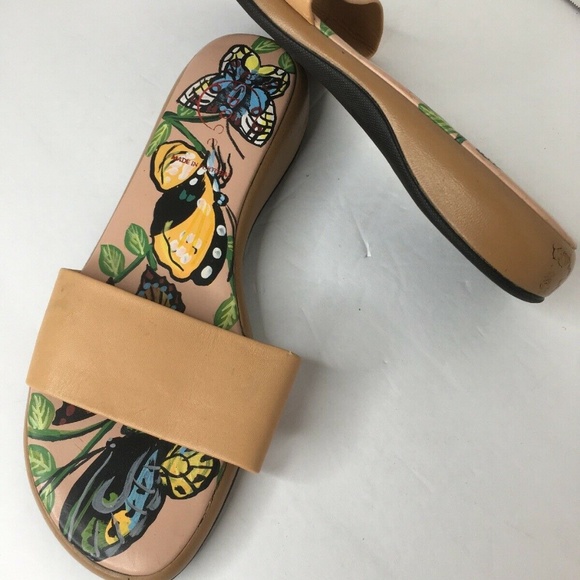 Espace Vintage Hand Painted Butterfly Sandals - Picture 3 of 6